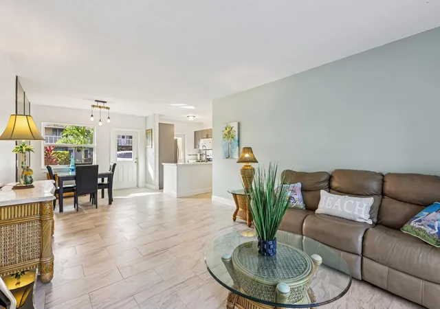 3rd image of 2131 Ne 42Nd Ct #106e, Lighthouse Point, FL 33064 | MLS# F10535733