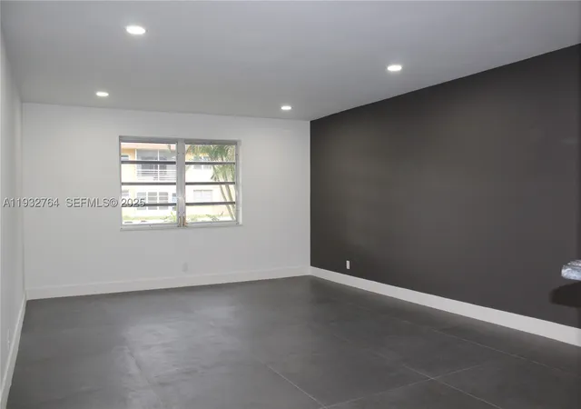 Photo 1 of Condo for sale at 5140 Sw 40th Ave #3C, Fort Lauderdale, FL 33314 | MLS# A11932764 | Listing updated on 2026-01-08