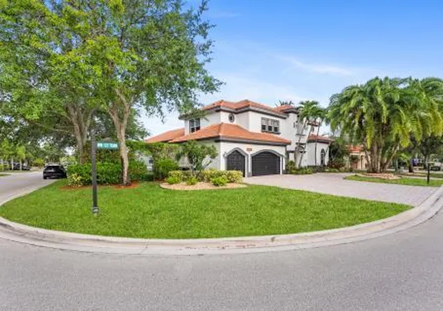 Homes for sale in Parkland, FL | 6676 Nw 127Th Ter, Parkland, FL 33076 | MLS# R11152325