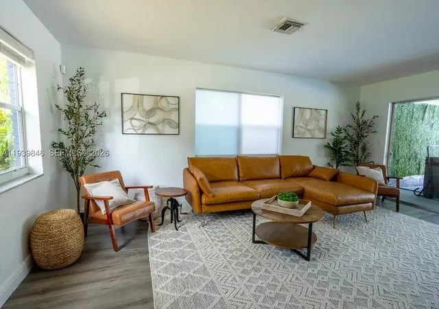 2nd image of 2154 Dorson Way, Delray Beach, FL 33445 | MLS# A11939846