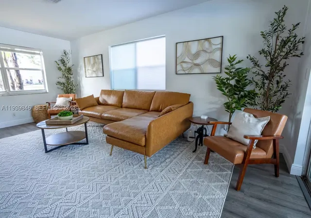4th image of 2154 Dorson Way, Delray Beach, FL 33445 | MLS# A11939846