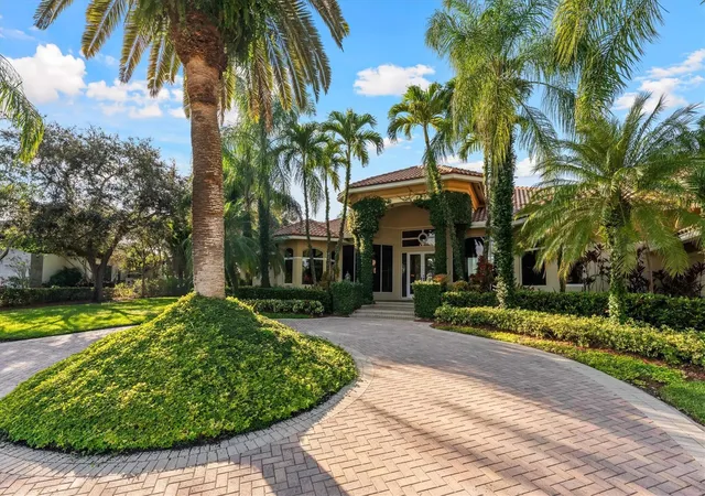 Homes for sale in Weston, FL | 3060 Paddock Rd, Weston, FL 33331 | MLS# F10539157