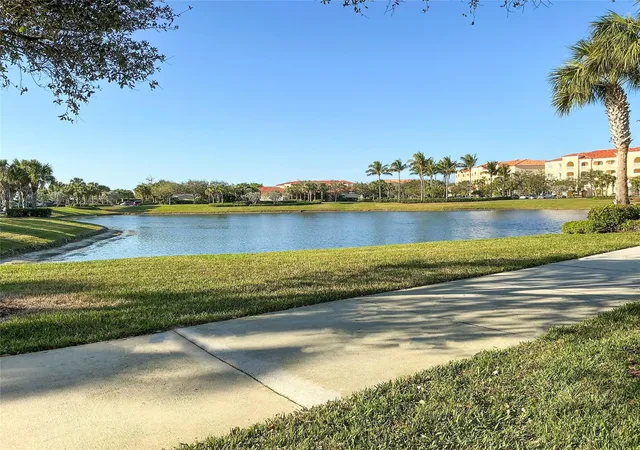 36th image of 20 Harbour Isle Dr #Ph02, Hutchinson Island, FL 34949 | MLS# F10543847