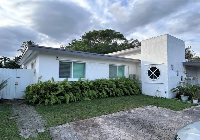 1st image of 510 Sw 39th Ave, Coral Gables, FL 33134 | MLS# F10544425