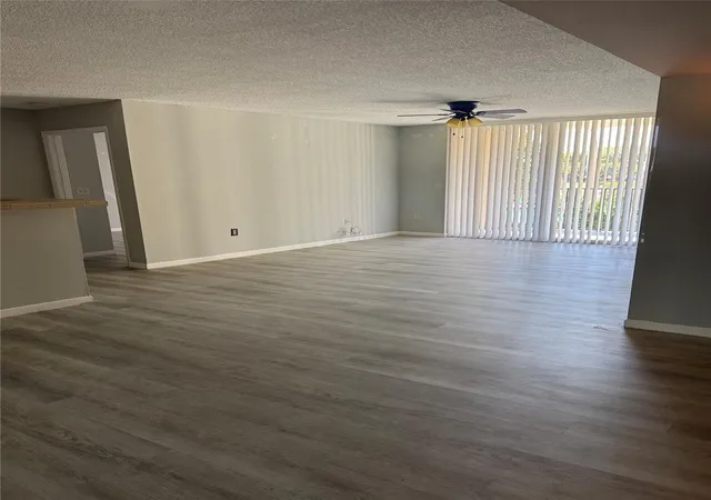 2nd image of 1721 Vlg Blvd, West Palm Beach, FL 33409