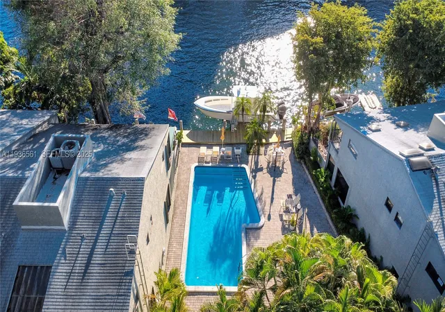 1st image of 1000 NW N River Dr, Miami, FL 33136
