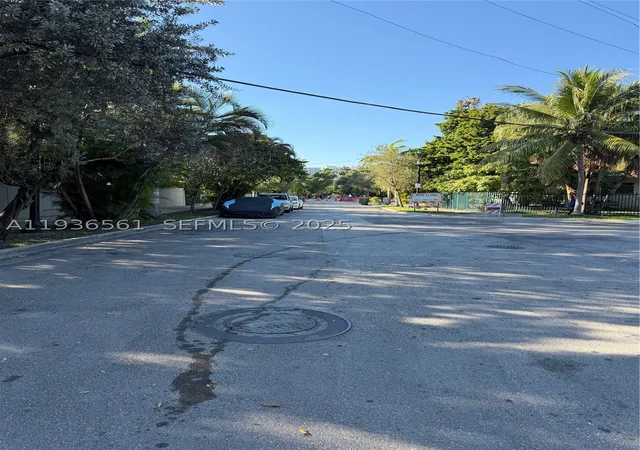 33rd image of 1000 Nw N River Dr #20, Miami, FL 33136 | MLS# A11936561