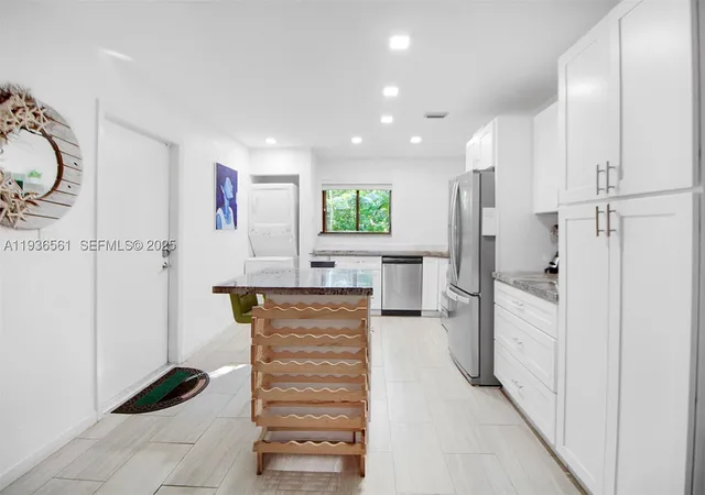 5th image of 1000 NW N River Dr, Miami, FL 33136