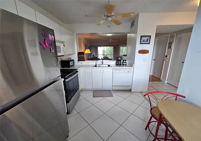 3rd image of 9525 Weldon Cir, Tamarac, FL 33321