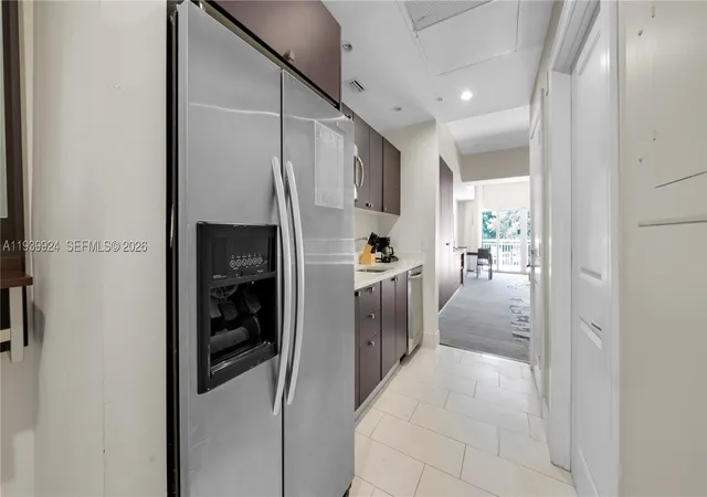 Photo 4 of Condo for sale at 5300 Nw 87Th Ave #1510, Doral, FL 33178 | MLS# A11939924 | Listing updated on 2026-09-26