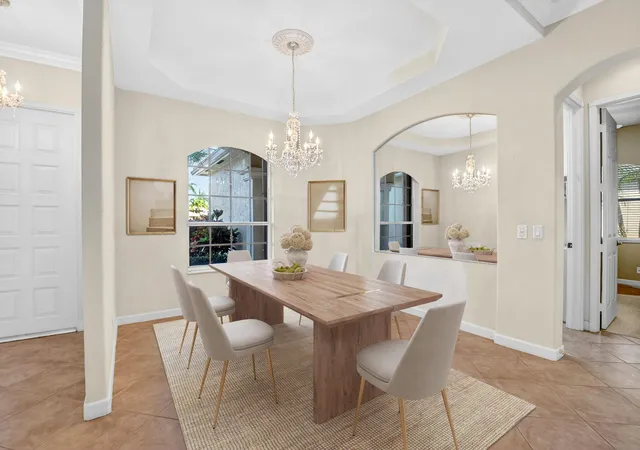 4th image of 9566 Lantern Bay Cir, West Palm Beach, FL 33411 | MLS# R11153033