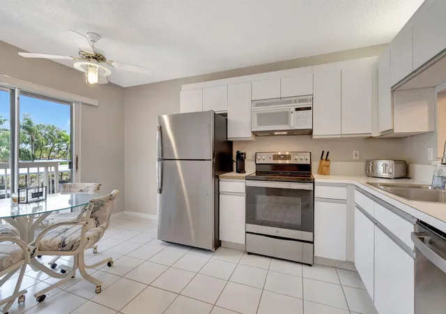 2nd image of 280 Nw 67th St #B207, Boca Raton, FL 33487 | MLS# R11153043