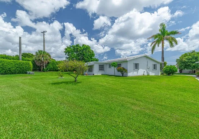 4th image of 135 Nw 14Th St, Boynton Beach, FL 33426 | MLS# R11153103