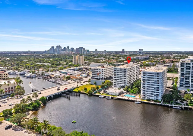 2nd image of 1160 N Federal Hwy #221, Fort Lauderdale, FL 33304 | MLS# R11153104
