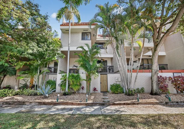 Homes for sale in Fort Lauderdale, FL | 1401 Ne 9th St #13, Fort Lauderdale, FL 33304 | MLS# F10544670