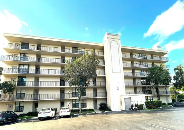 27th image of 3 Royal Palm Wy #205, Boca Raton, FL 33432 | MLS# R11153224