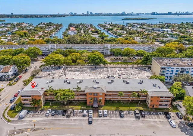 Homes for sale in North Miami, FL | 11840 Ne 19Th Dr #9, North Miami, FL 33181 | MLS# A11942473