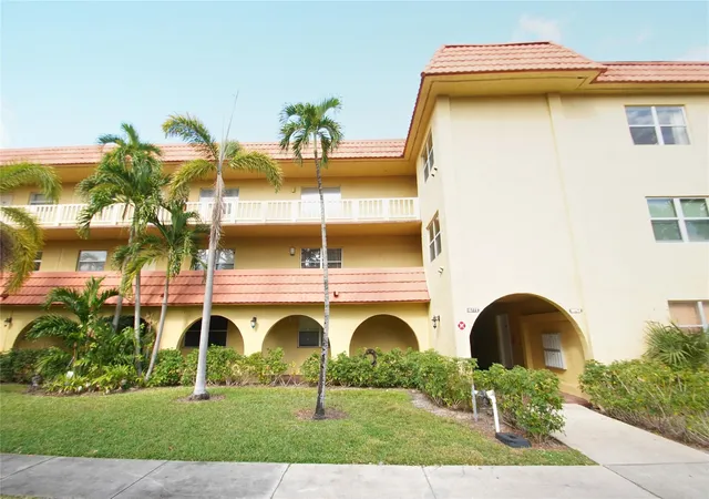 Homes for sale in Coral Springs, FL | 10762 La Placida Dr #205, Coral Springs, FL 33065 | MLS# F10544801