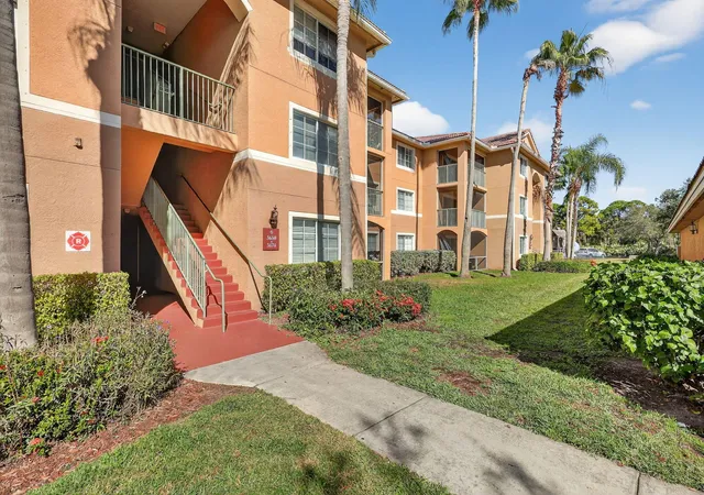 Homes for sale in Jensen Beach, FL | 3662 Nw Adriatic Ln, Jensen Beach, FL 34957 | MLS# R11153408