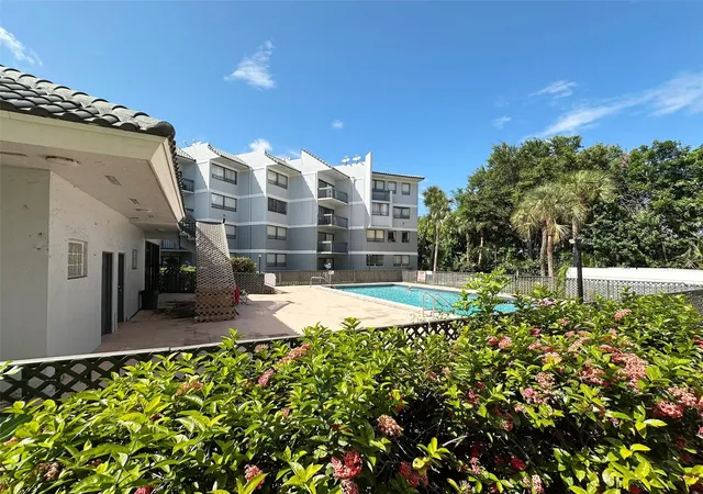 Homes for sale in West Palm Beach, FL | 1920 N Congress Avenue, West Palm Beach, FL 33401 | Houzeo
