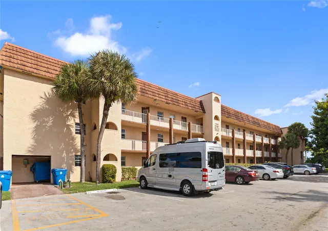 4th image of 2720 N Pine Island Rd, Sunrise, FL 33322