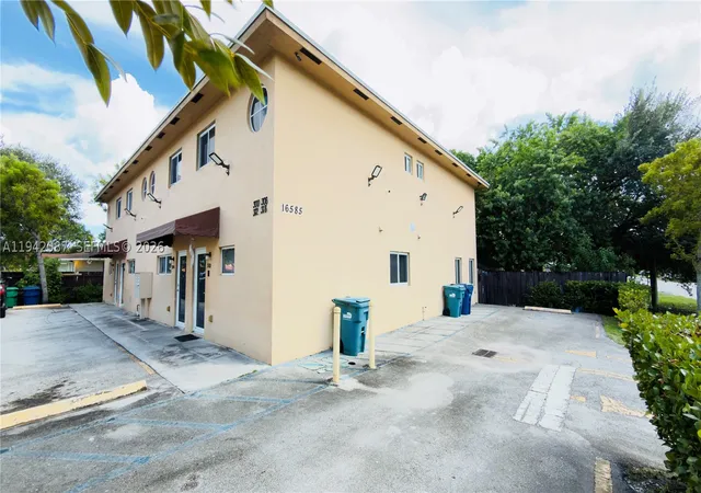 Multi family home for sale at 16585 Ne 3 Ave, Miami, FL 33162 | MLS# A11942087