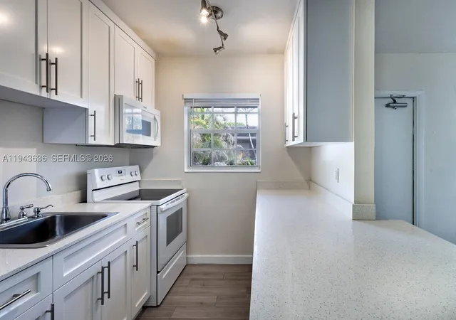 Photo 1 of Condo for sale at 6511 Santona St #C18, Miami, FL 33146 | MLS# A11943636 | Listing updated on 2026-10-02
