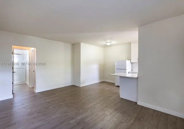 Photo 4 of Condo for sale at 6511 Santona St #C18, Miami, FL 33146 | MLS# A11943636 | Listing updated on 2026-10-02