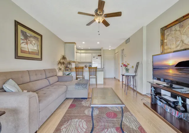 5th image of 2400 S Ocean Dr #925, Fort Pierce, FL 34949 | MLS# R11153573