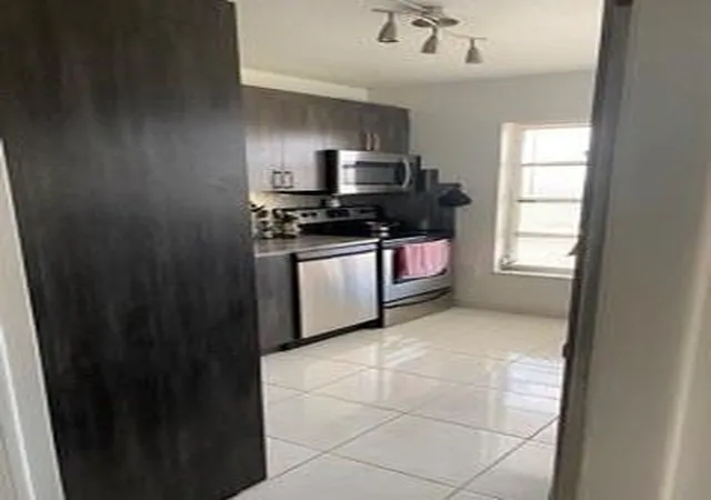 2nd image of 4174 Inverrary Dr #1015, Lauderhill, FL 33319 | MLS# F10544890