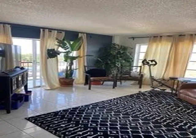 5th image of 4174 Inverrary Dr #1015, Lauderhill, FL 33319 | MLS# F10544890