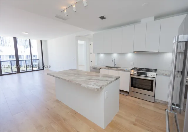 Homes for sale in Coconut Grove, FL | 3034 Oak Avenue #408, Coconut Grove, FL 33133 | MLS# A11944191
