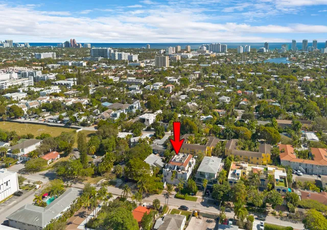1st image of 732 Ne 15th Ave, Fort Lauderdale, FL 33304 | MLS# F10545083