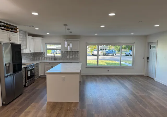 5th image of 917 S Dr Ter #B, Delray Beach, FL 33445 | MLS# R11154149