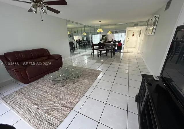 4th image of 1501 Sw 134Th Way #206D, Pembroke Pines, FL 33027 | MLS# A11945661