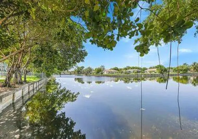 Homes for sale in Tamarac, FL | 9200 Lime Bay Blvd #312, Tamarac, FL 33321 | MLS# R11154409