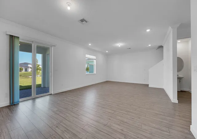 5th image of 3492 Cedar Grove Dr, Fort Pierce, FL 34946 | MLS# R11154603