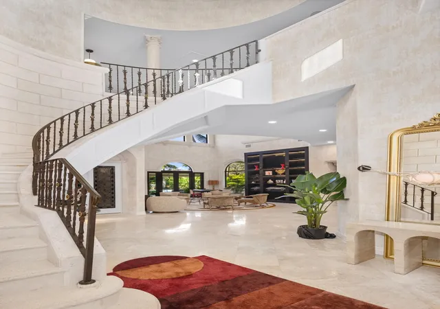 5th image of 422 Addison Park Ln, Boca Raton, FL 33432 | MLS# R11154649