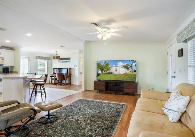 5th image of 8531 Sw 20Th Ct, Davie, FL 33324 | MLS# F10545696