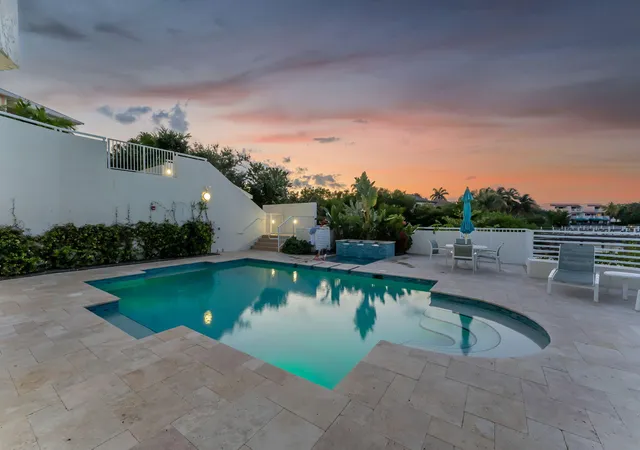 2nd image of 309 E Ocean Ave, Lantana, FL 33462