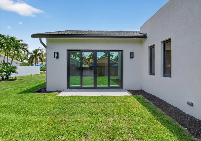 51st image of 3920 Espan Ct, Palm Springs, FL 33461 | MLS# R11154923