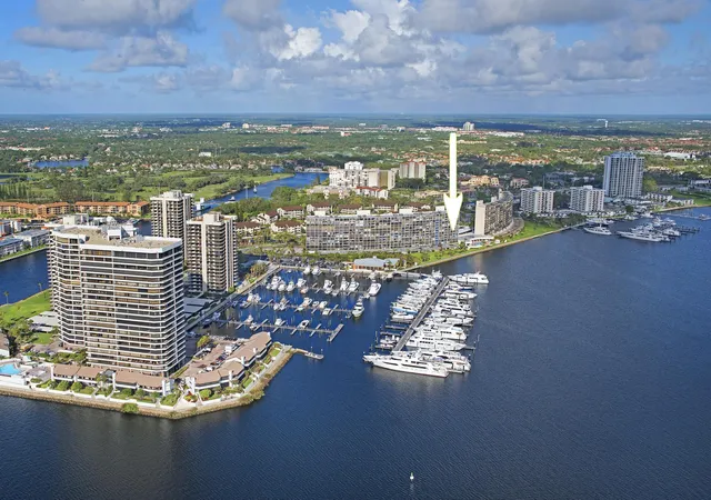 Homes for sale in North Palm Beach, FL | 126 Lakeshore Dr #526, North Palm Beach, FL 33408 | MLS# R11155064