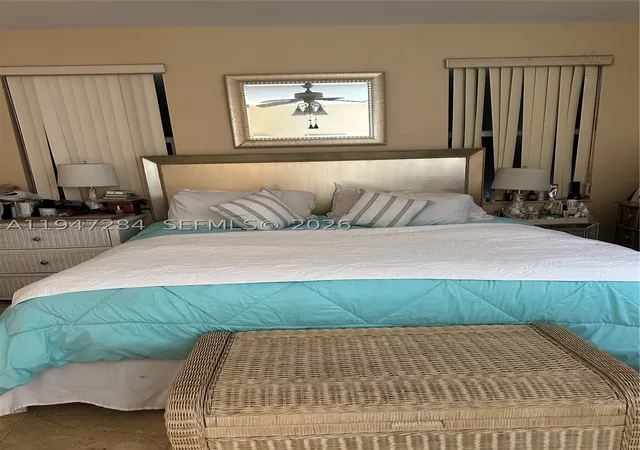 Photo 3 of Single family home for sale at 2501 Ne 22nd St, Pompano Beach, FL 33062 | MLS# A11947284 | Listing updated on 2026-10-08