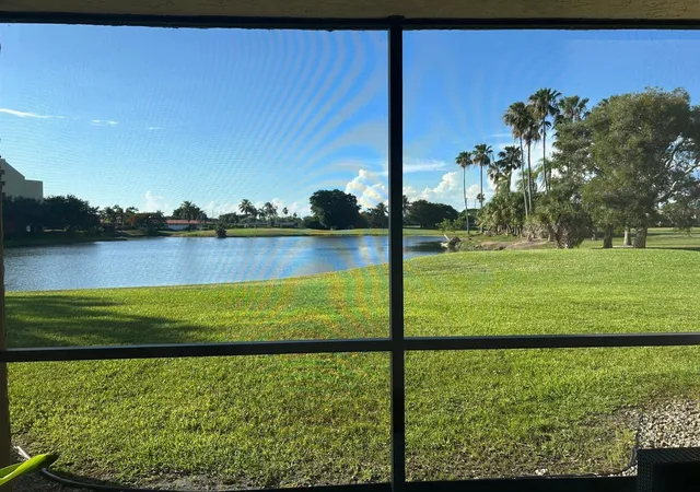 Homes for sale in Weston, FL | 16325 Golf Club Rd #109, Weston, FL 33326 | MLS# F10544026