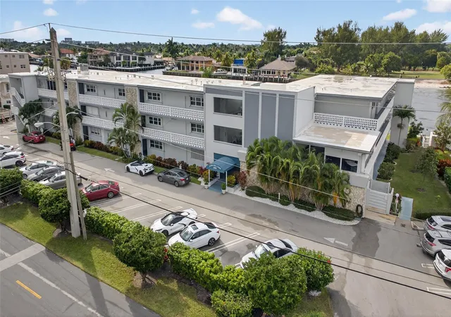 44th image of 1001 N Riverside Dr #305, Pompano Beach, FL 33062 | MLS# F10545279