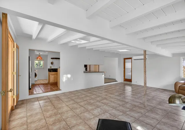 1st image of 2580 Se 5th Ct, Pompano Beach, FL 33062 | MLS# F10546092