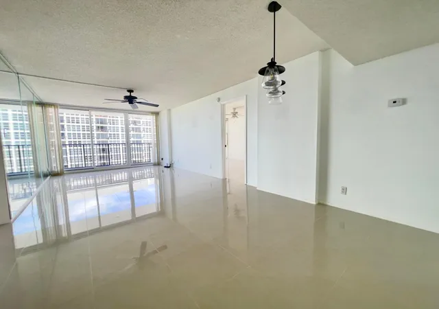5th image of 525 N Ocean Blvd #1422, Pompano Beach, FL 33062 | MLS# F10545525