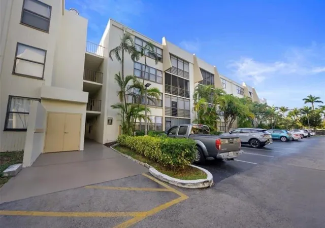 2nd image of 20441 Ne 30th Ave #218-9, Miami, FL 33180 | MLS# F10545800