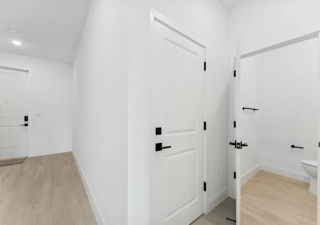 2nd image of 188 Se Birch Ter #313, Stuart, FL 34997 | MLS# R11155747
