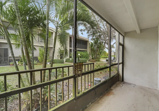 17th image of 150 Pineview Rd #C4, Jupiter, FL 33469 | MLS# R11155839